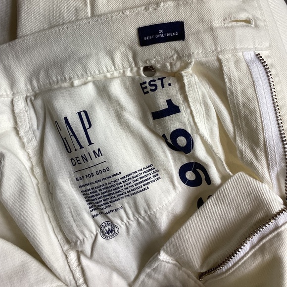 GAP Best Girlfriend White Ankle Jeans * 26* EUC - Picture 3 of 7
